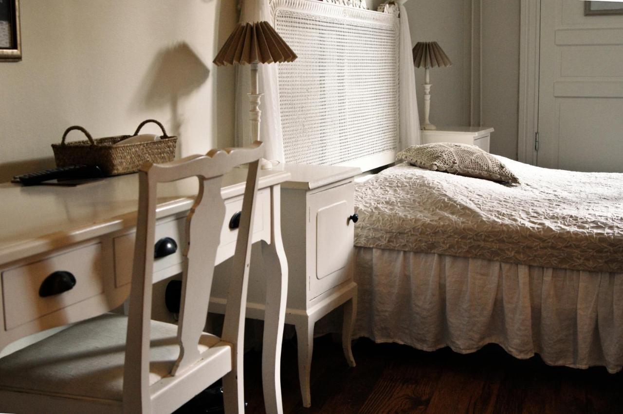 ヴァールベリ Okens Bed & Breakfast エクステリア 写真