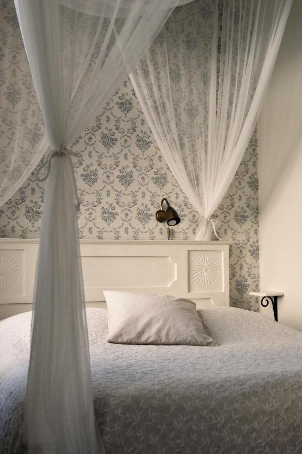 ヴァールベリ Okens Bed & Breakfast エクステリア 写真