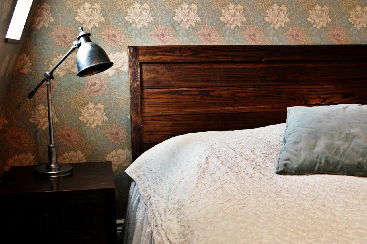 ヴァールベリ Okens Bed & Breakfast エクステリア 写真