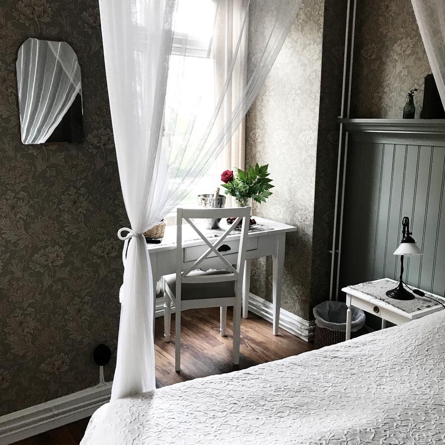 ヴァールベリ Okens Bed & Breakfast エクステリア 写真