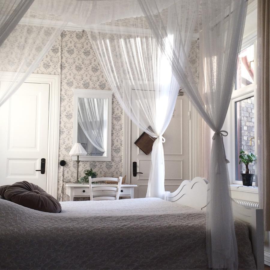 ヴァールベリ Okens Bed & Breakfast エクステリア 写真