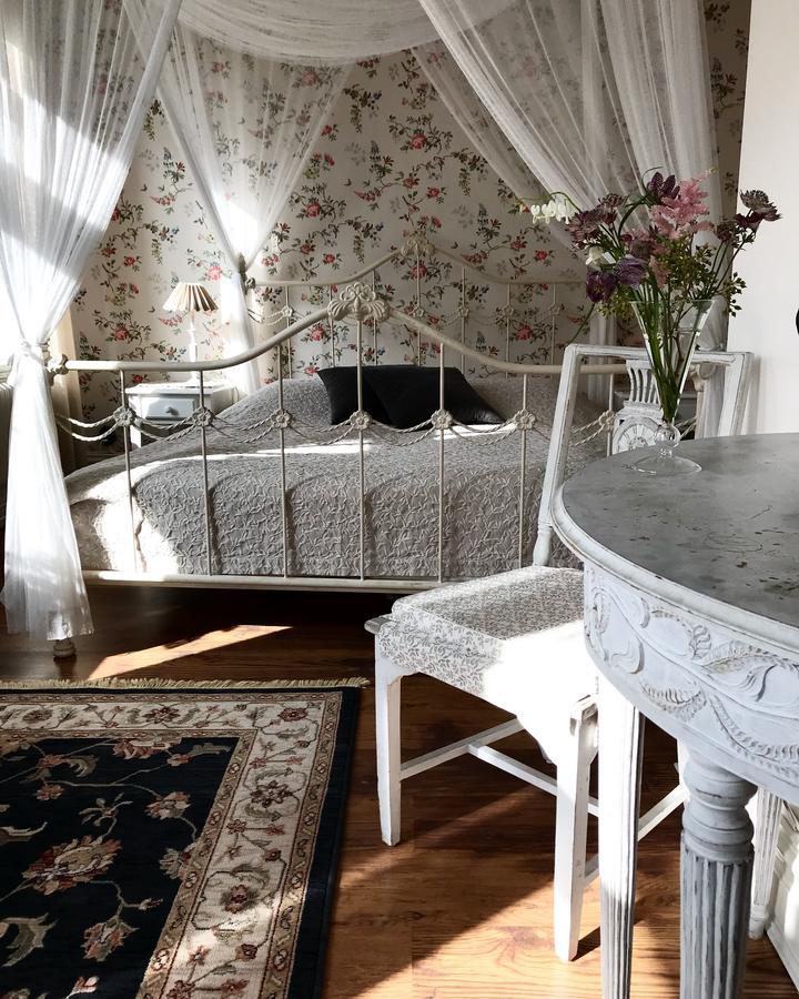 ヴァールベリ Okens Bed & Breakfast エクステリア 写真